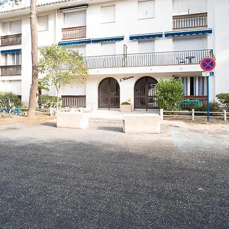 100m De La ארגלס-סור-מר